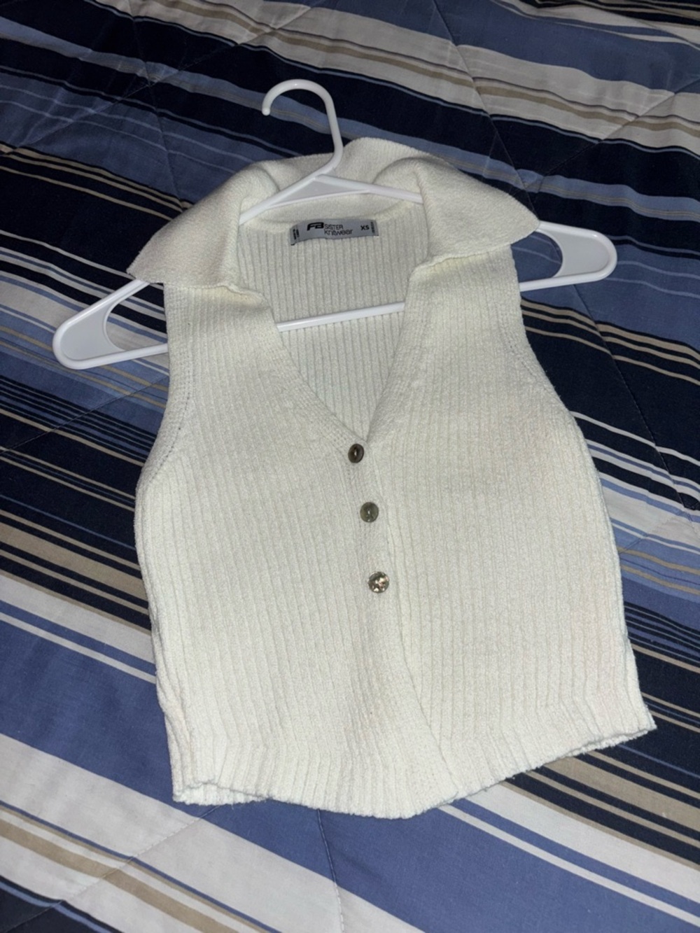 Knit Collared Button-Front Tank Top in Cream